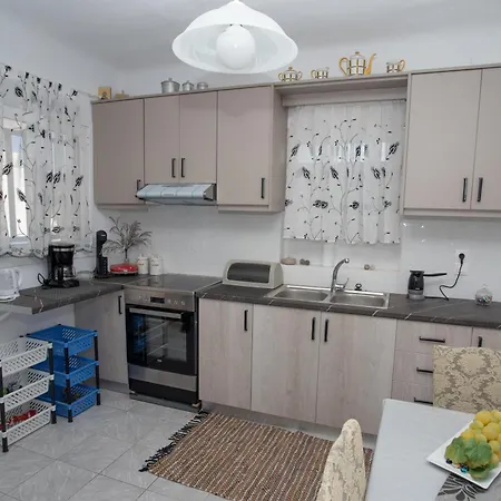 Markos' House Agiassos